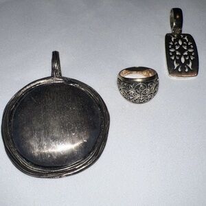 Premier Designs Elegant Pendants and Ring Set